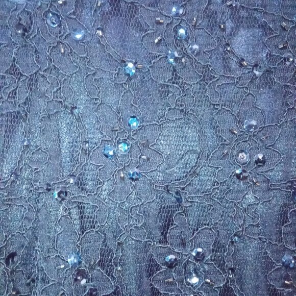 Woman's Gown - Picture 5 of 5